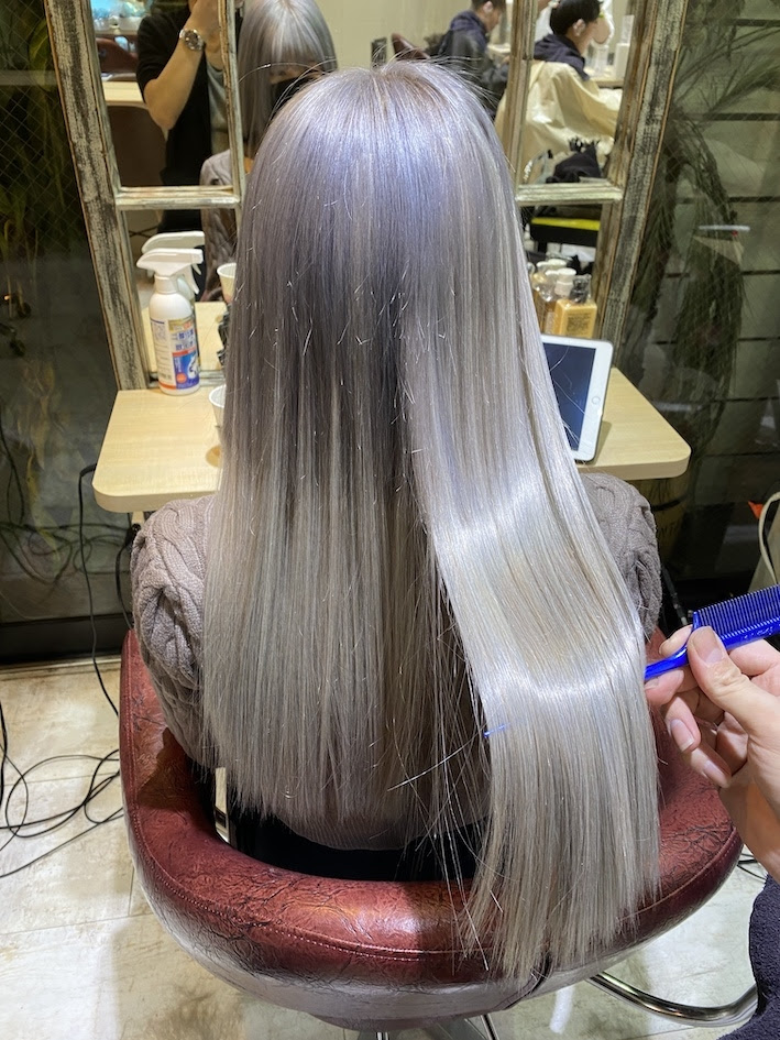 人気ヘアエクステ シールエクステに興味ある方 詳しく解説 種類 本数 カラー 値段 ショート ハイライト イヤリングカラー インナーカラー 原宿 美容室 Sherry 原宿美容室