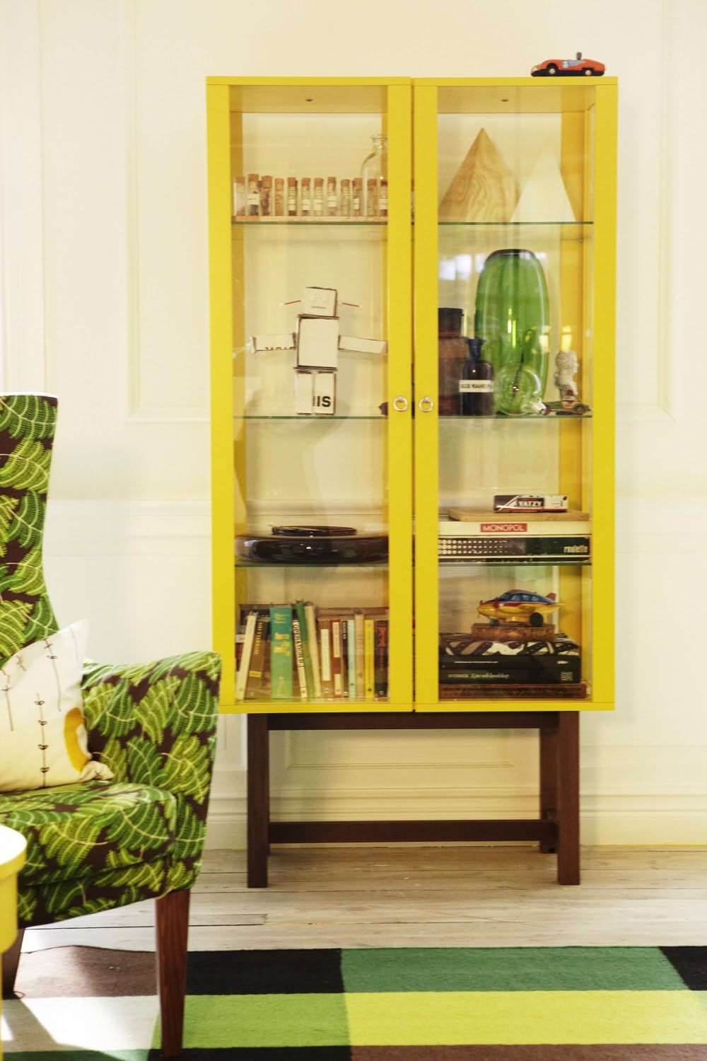 Glass Cabinet / Glass Kitchen Cabinet Doors | Wearefound Home Design / Whatever you collect or like to look at, display cabinets mean you can keep your favorite things on show but away from dust and sticky.