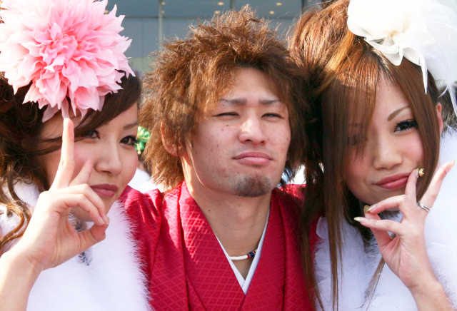 Jepang Merayakan Hari
Kedewasaan Jepang Merayakan Hari Kedewasaan