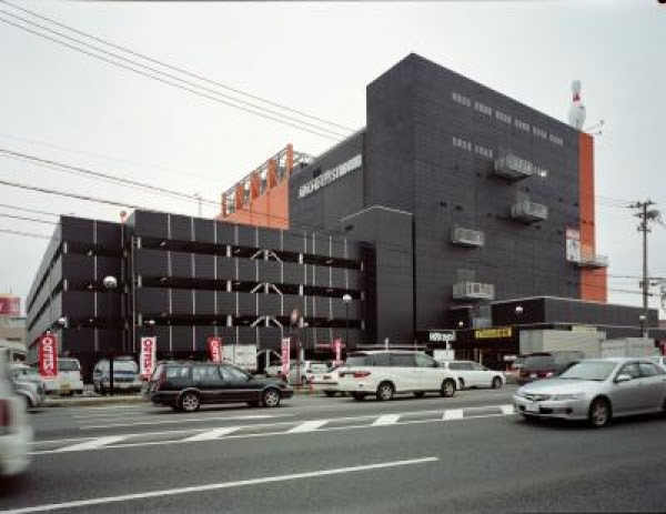 ラウンドワン秋田店新築工事 北海道 東北エリア 大阪の株式会社アクシス一級建築事務所では 商業施設 店舗設計の設計管理業務の全国実績をご紹介いたします