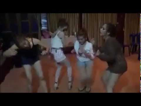 Joget Ikan Duyung Cewek Seksi Thailand, Dijamin Ngakak Ampe Pingsan