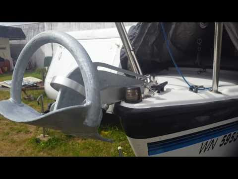 Video Boat Anchor Roller Mount