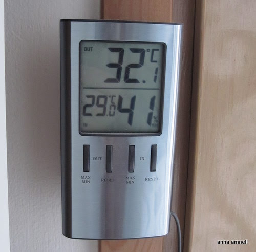 Helsinki tonight +32 Celsius by Anna Amnell
