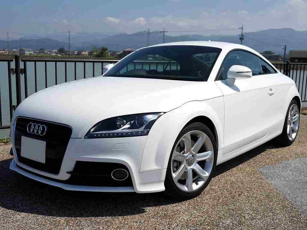 滋賀県中古車 アウディ Tt 3 2