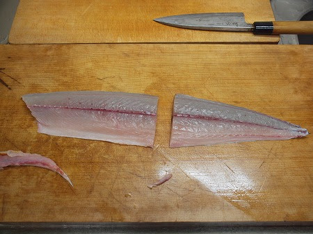 サワラのさばき方 炙り刺身 魚料理と簡単レシピ