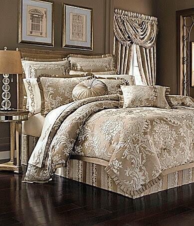 Queen New York Bedding Collection