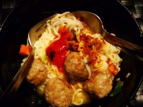 Bakso (Indonesian meatballs)