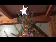 Simak Christmas Morning at the Little House, paling seru!