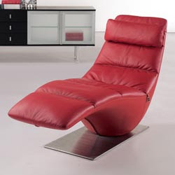 Lounge Chairs | Zuri Furniture