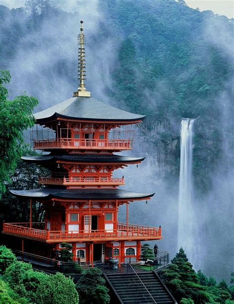 nachi falls nachikatsuura japan jetsettin  japan