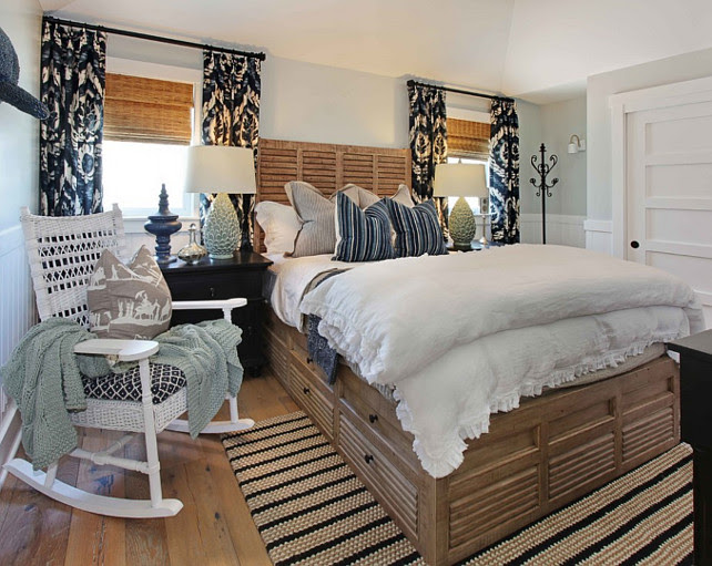 Beach House with Inspiring Coastal Interiors - Home Bunch ...