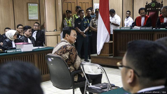 Blashpemy trial of Jakarta's Governor Ahok (picture alliance / dpa)
