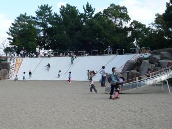 岡山 公園 国際児童年記念公園こどもの森 水遊び可