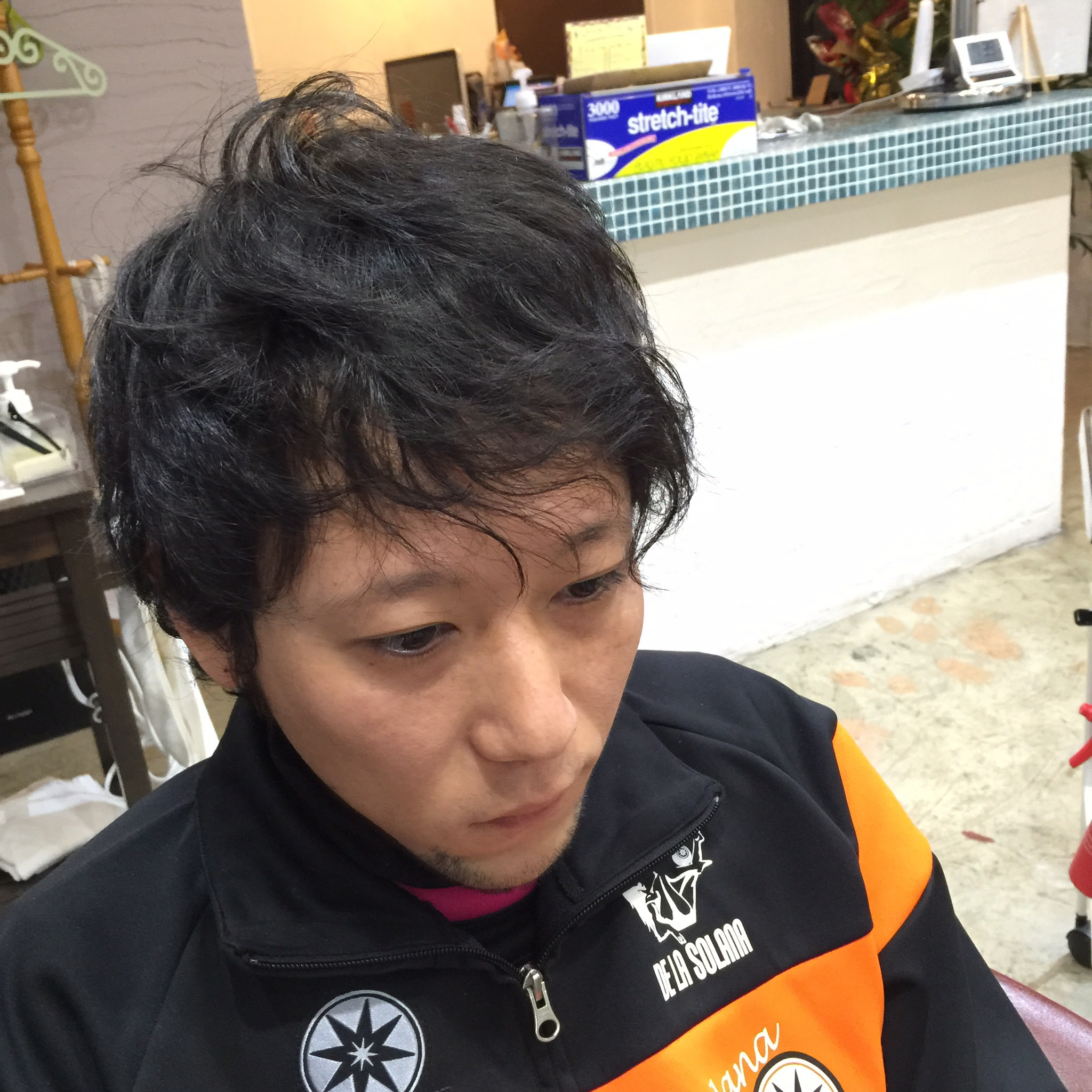 メンズカット くせ毛 軟毛 沖縄県 一本ハサミのドライカット美容
