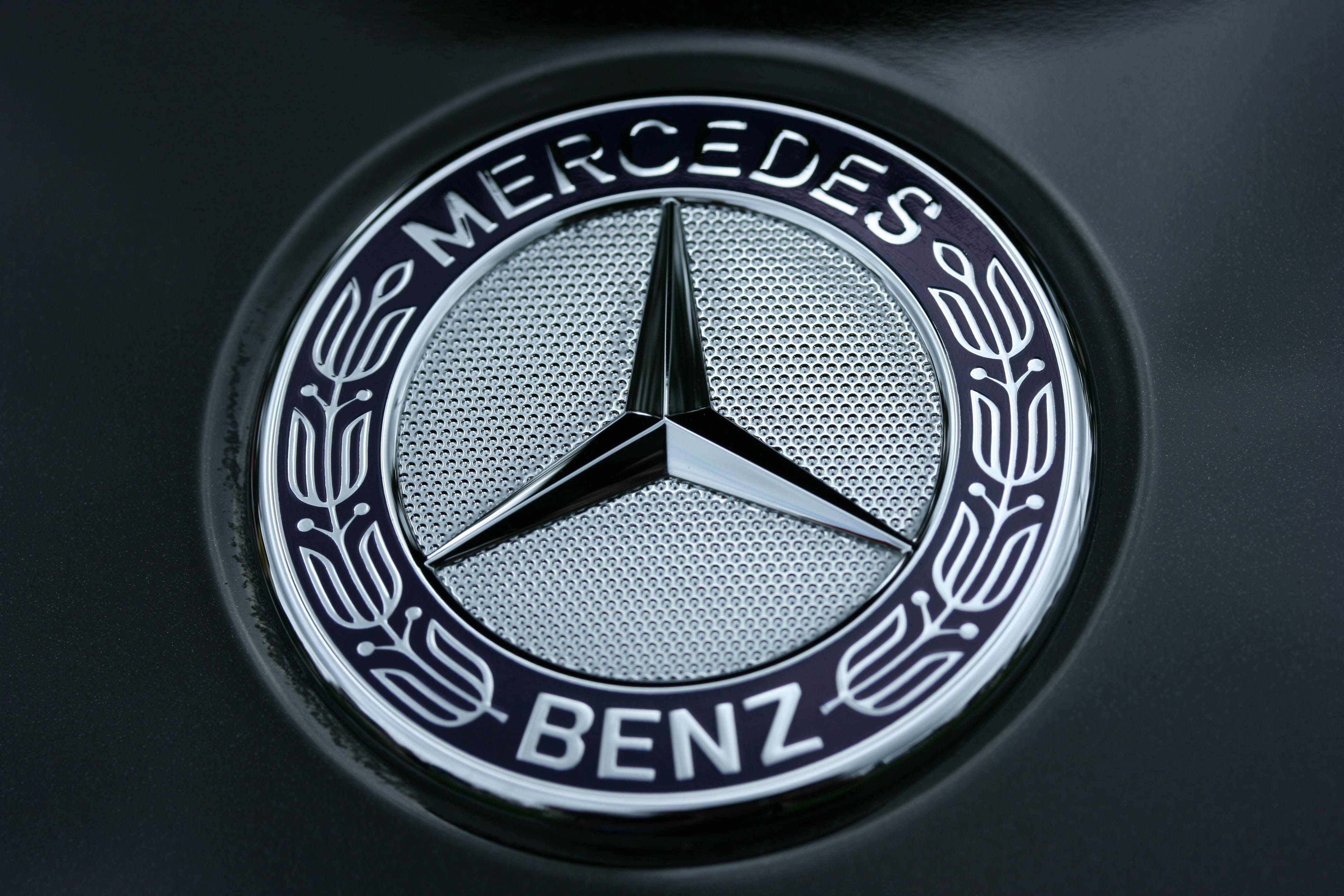 Mercedes Logo Wallpapers - Wallpaper Cave
