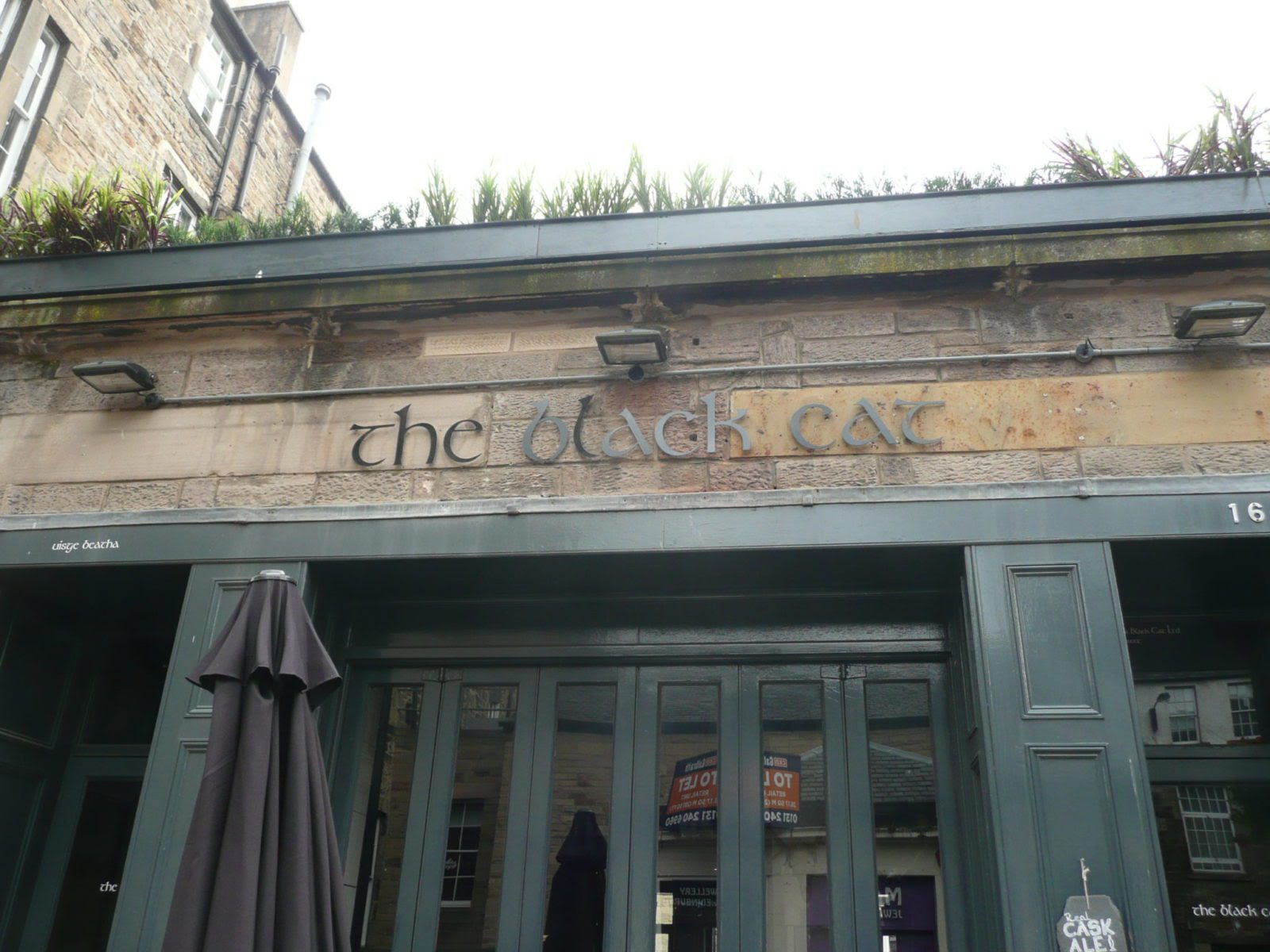 Famous Scottish pub crawls Rose Street Edinburgh  