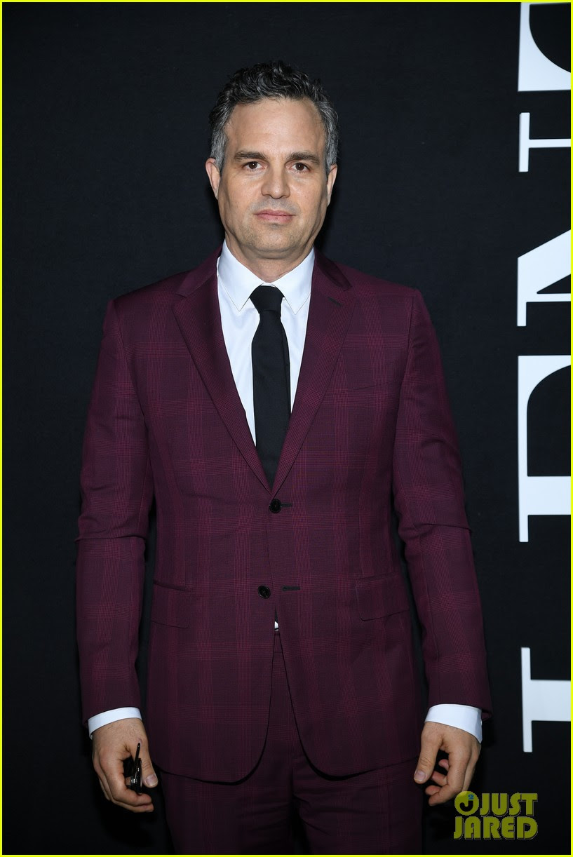 Joe Keery & Maika Monroe Join Mark Ruffalo & Dave Franco ...