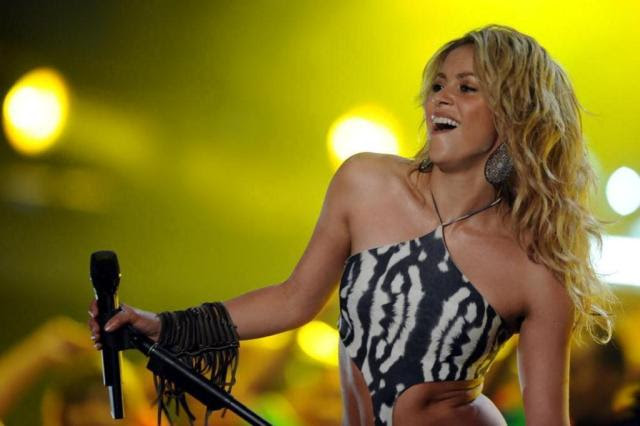 Festa de encerramento da Copa terá Shakira, Santana e Ivete Sangalo Stephane de Sakutin/AFP