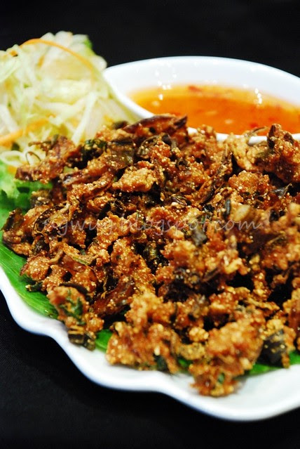 Thai Herbs Minced Chicken
