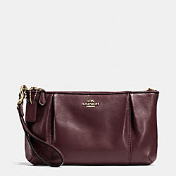 COLETTE ZIP TOP WRISTLET IN LEATHER - COACH f64369 - IMOXB