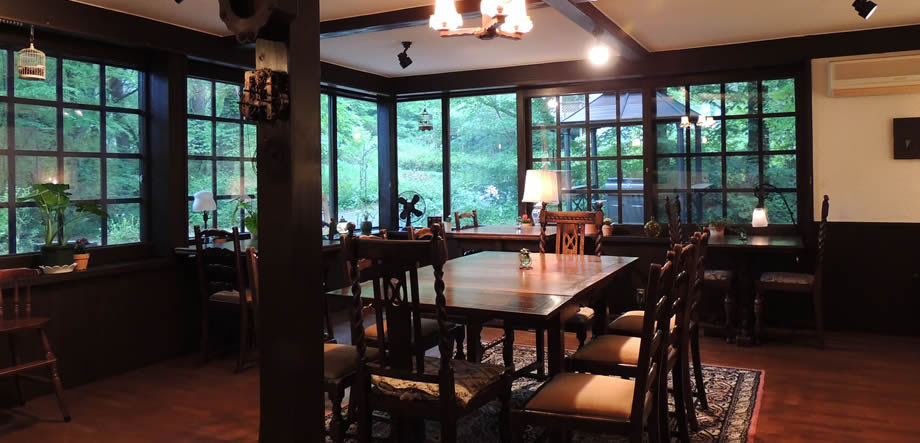 ペンションmoonlight 河口湖でおいしい料理と富士山 ペンション ムーンライト