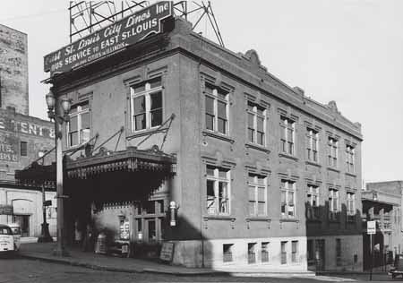 Washington & 3rd 02.jpg