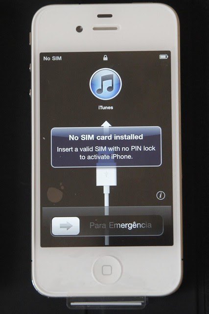 iPhone 4 a la espera del micro-SIM