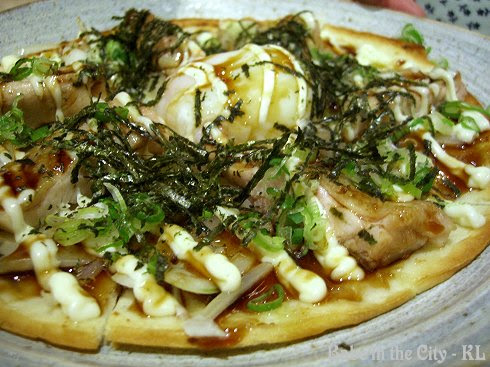 PZ - teriyaki chicken pizza RM12