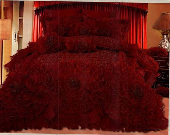 Sell luxury wedding bedding set /bridal comforter set for middle east