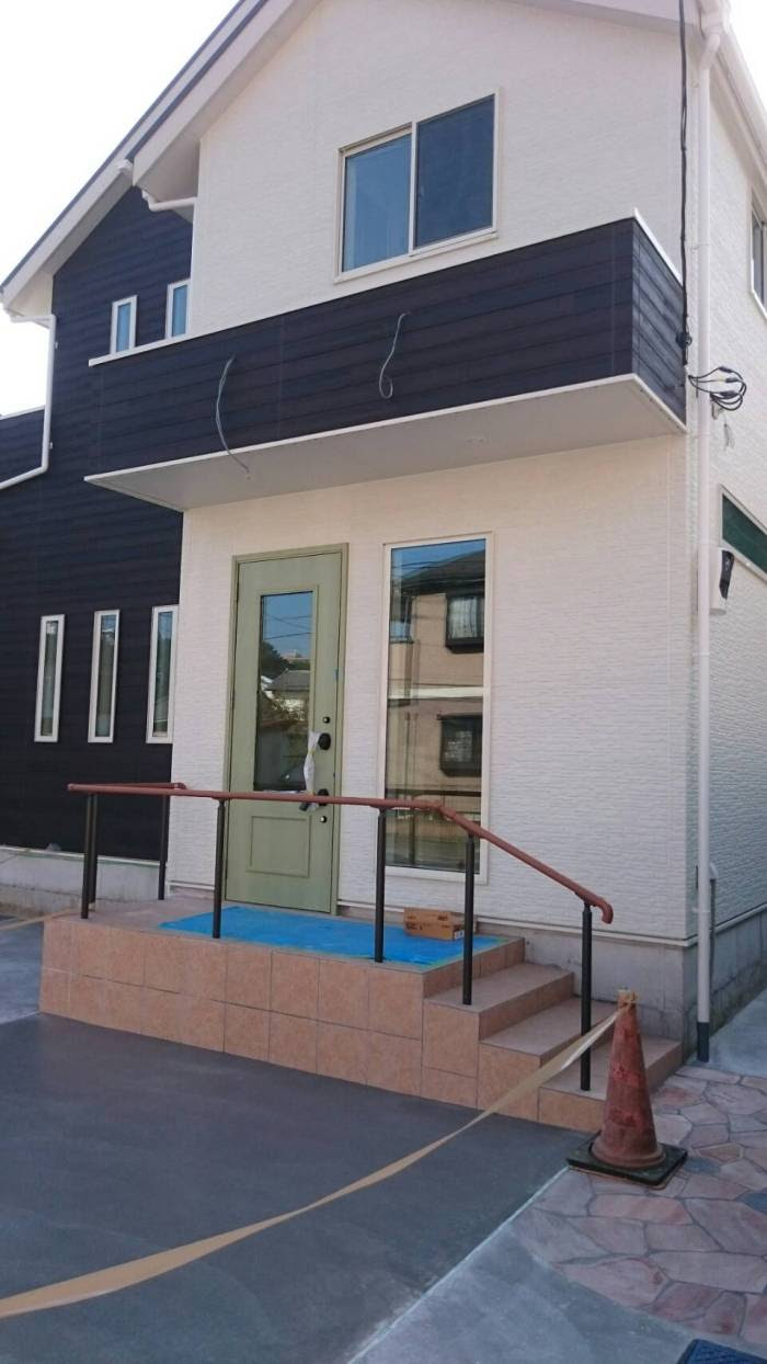 小さな美容室のお洒落な看板 デザイン性の高い看板デザイン制作会社 看板デザイン相談所 神奈川 東京 千葉 埼玉