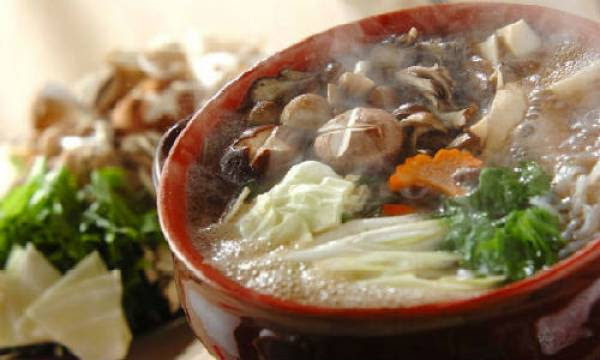 Cách làm lẩu nấm ngọt thanh, đậm đà ăn một lần là nhớ suốt đời