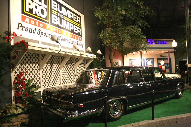 elvis' cars graceland