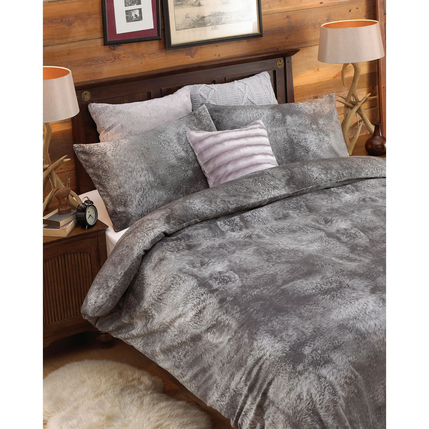 Riva Home Alaska Faux Wolf Fur Print Duvet/Comforter Set ...