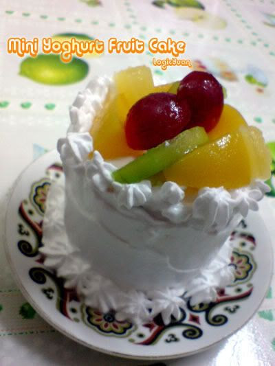 Mini Yoghurt Fruit Cake