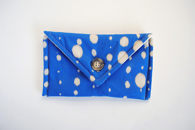 MerMagBleachDottedClutchForDesignSponge2
