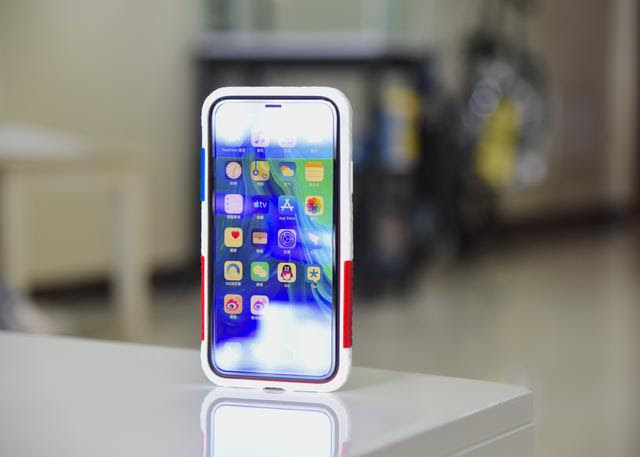 Iphone手机壳千万别乱买 为何果粉最爱太乐芬边框壳 娱乐资讯 早游戏