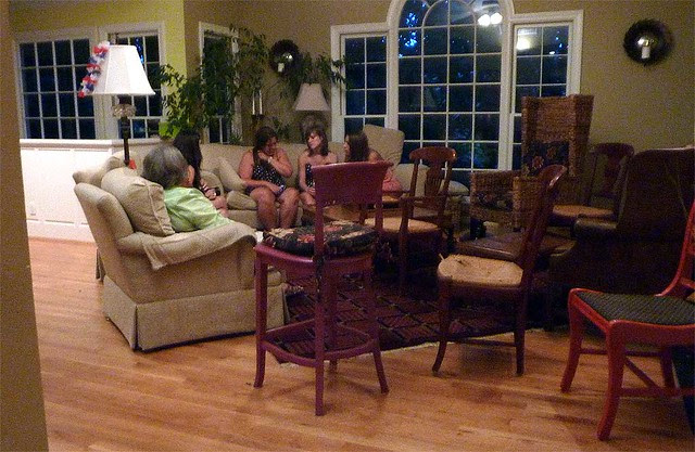 P1120234-2011-07-04-July-4th-Party-Wind-down