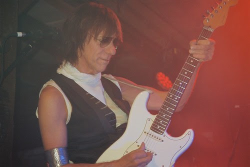 Jeff Beck at the Fabrik, Hamburg, 07.11.2010 by inesmusicpics