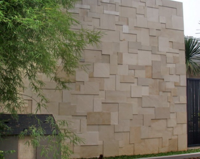 15 Model Dinding  Batu Alam Minimalis Modern RUMAH  IMPIAN