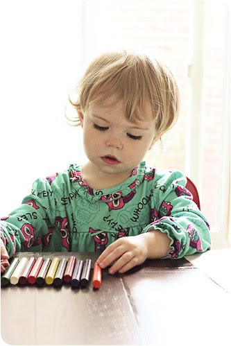 Eva Crayons web.psd