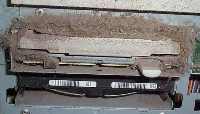 How Long Has It Been Since You Cleaned Your Computer? (17 pics)