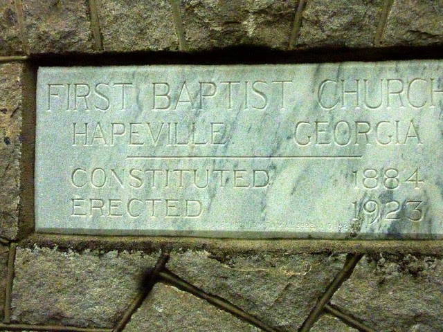 P1090863-2011-04-15-Hapeville-1st-Baptist-Church-old-stone-church-Cornerstone-contrast