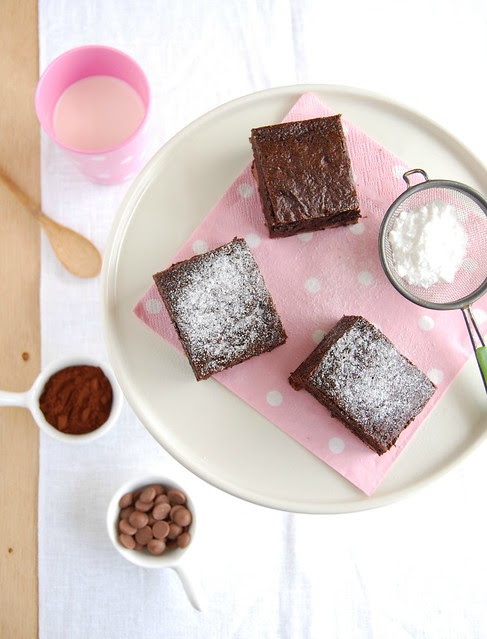 Nigella's everyday brownies