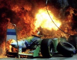 En 1994 no hay heridos graves tras el brutal incendio en los boxes de Benetton