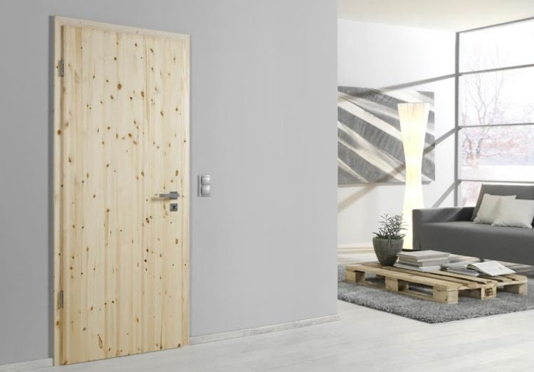 Maison Porte Bois Massif Interieur Décoration De Maison