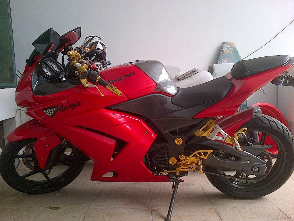 Modifikasi Motor Ninja 250 Merah Modifikasi Motor Ninja 250 Merah