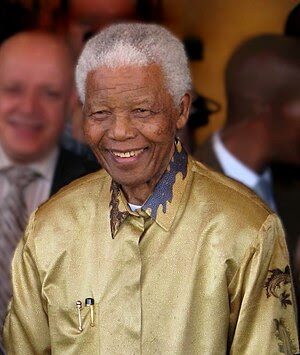 English: Nelson Mandela in Johannesburg, Gaute...