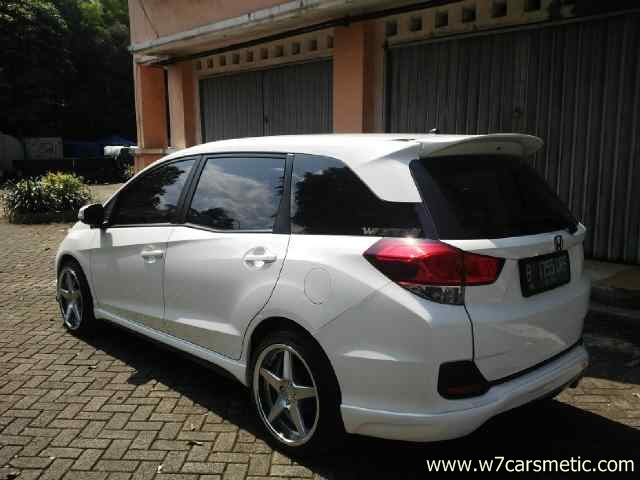 Mobilio Pake Body Kit add on Sederhana