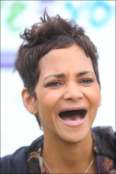 ACTRESSES WITHOUT TEETH