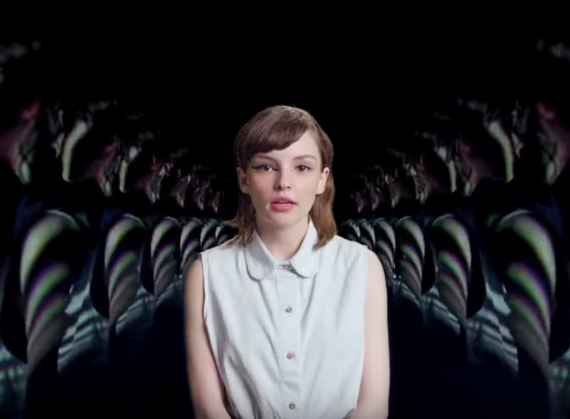 Chvrches ボーカルのローレン メイベリーがめっちゃ可愛い